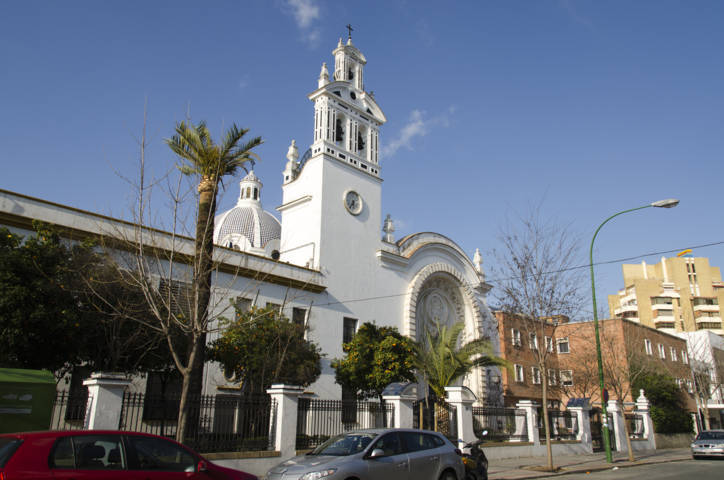 Sevilla 251 - parroquia San Antonio María Claret.jpg